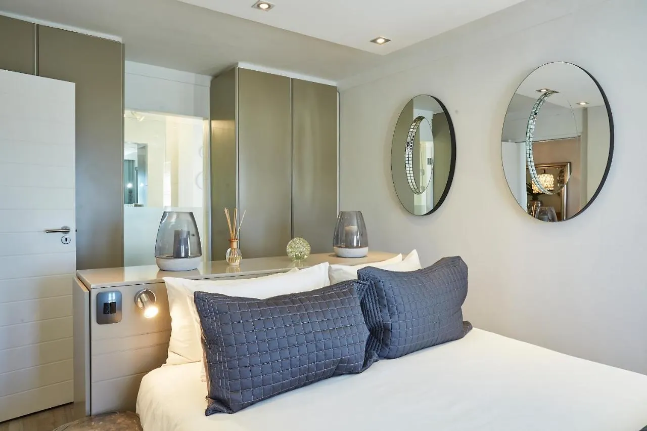 Apartment Secure Complex Close To Waterfront Cape Town