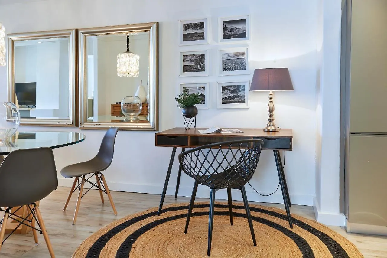 Apartment Secure Complex Close To Waterfront Cape Town